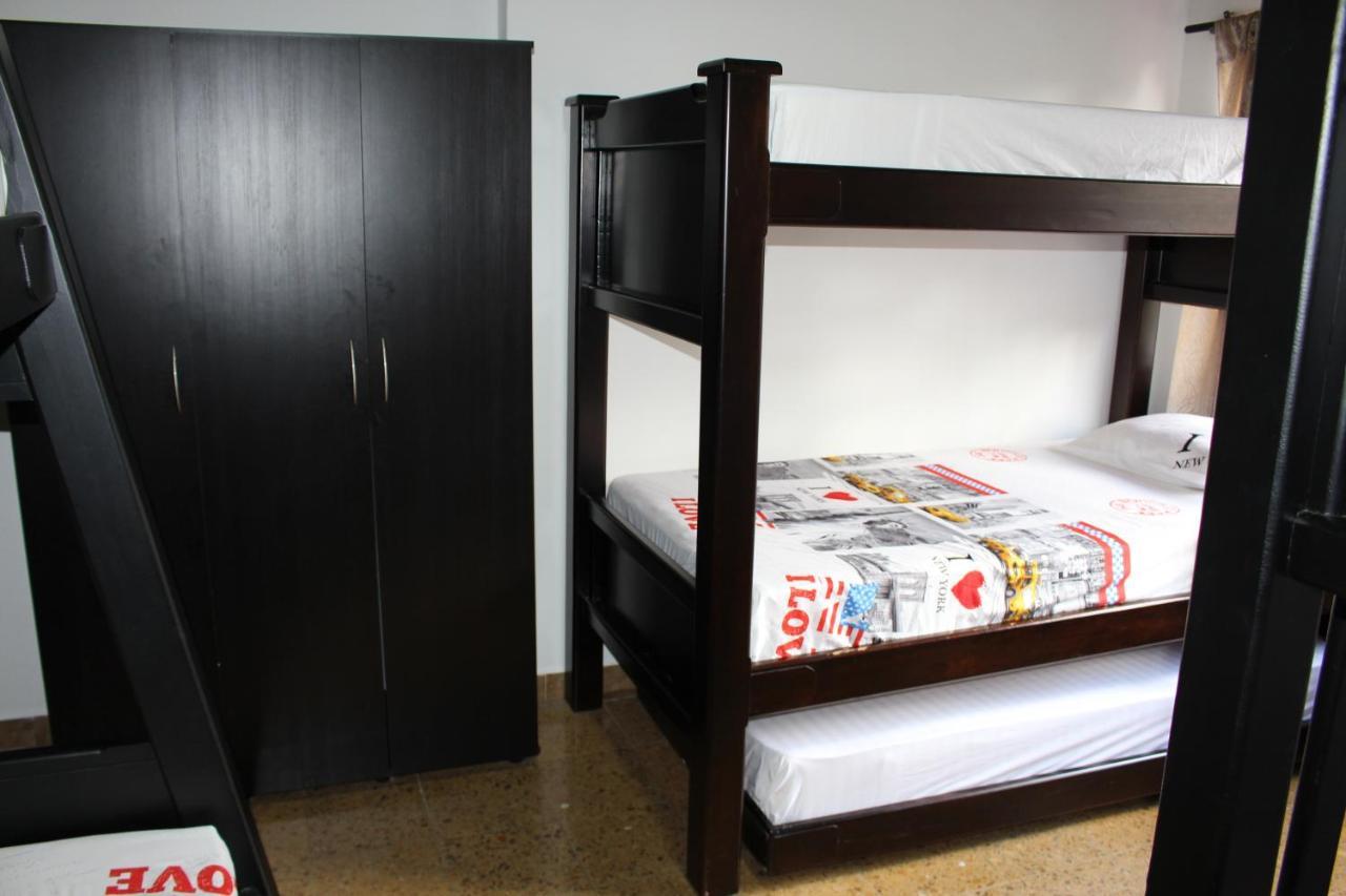 Apartamentos Excelente Ubicacion 메딜린 외부 사진