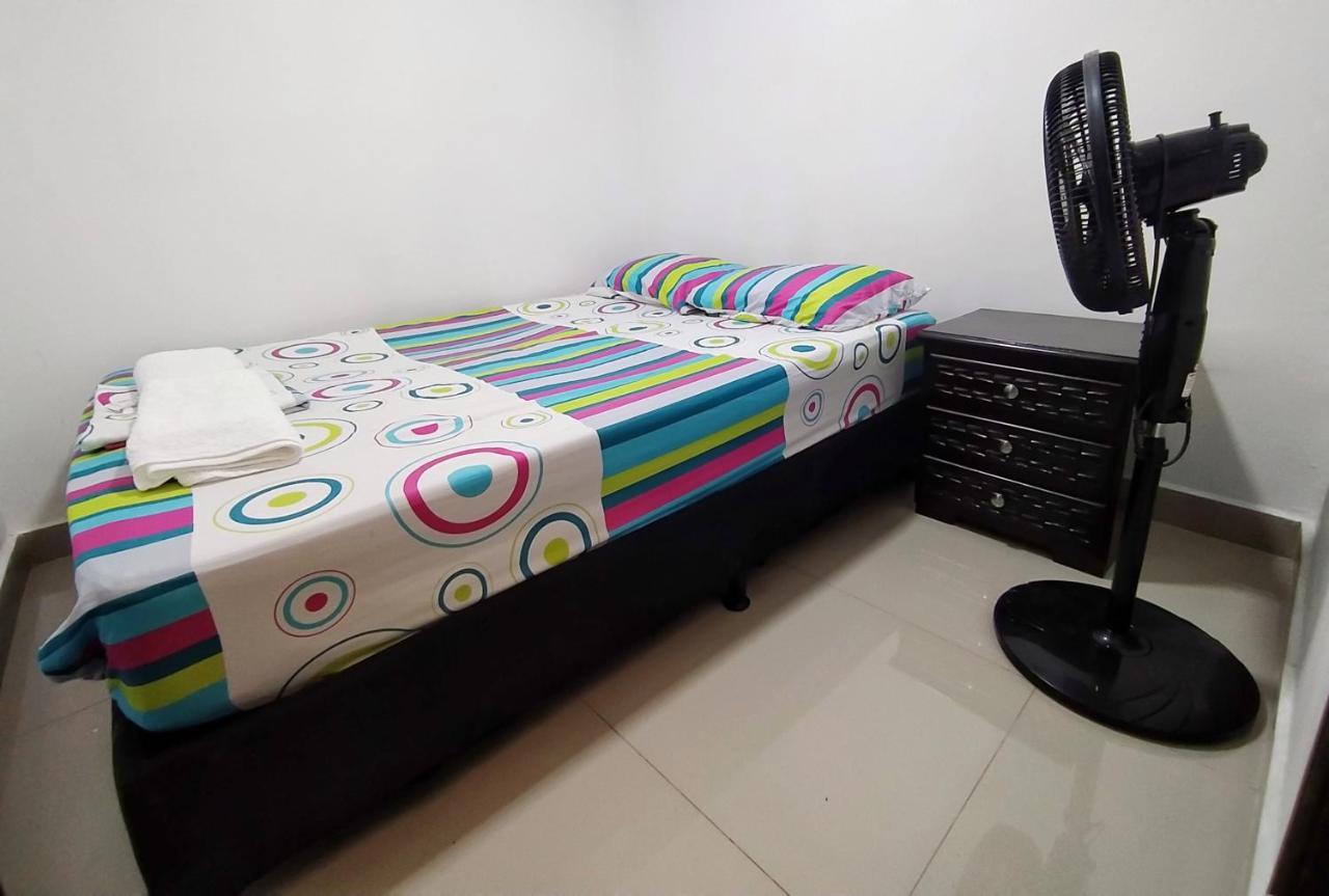 Apartamentos Excelente Ubicacion 메딜린 외부 사진